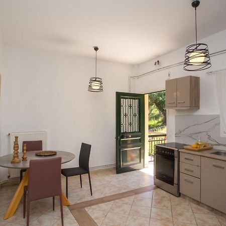 Ionian Kaizer Boutique Apartment Achilleion Bagian luar foto