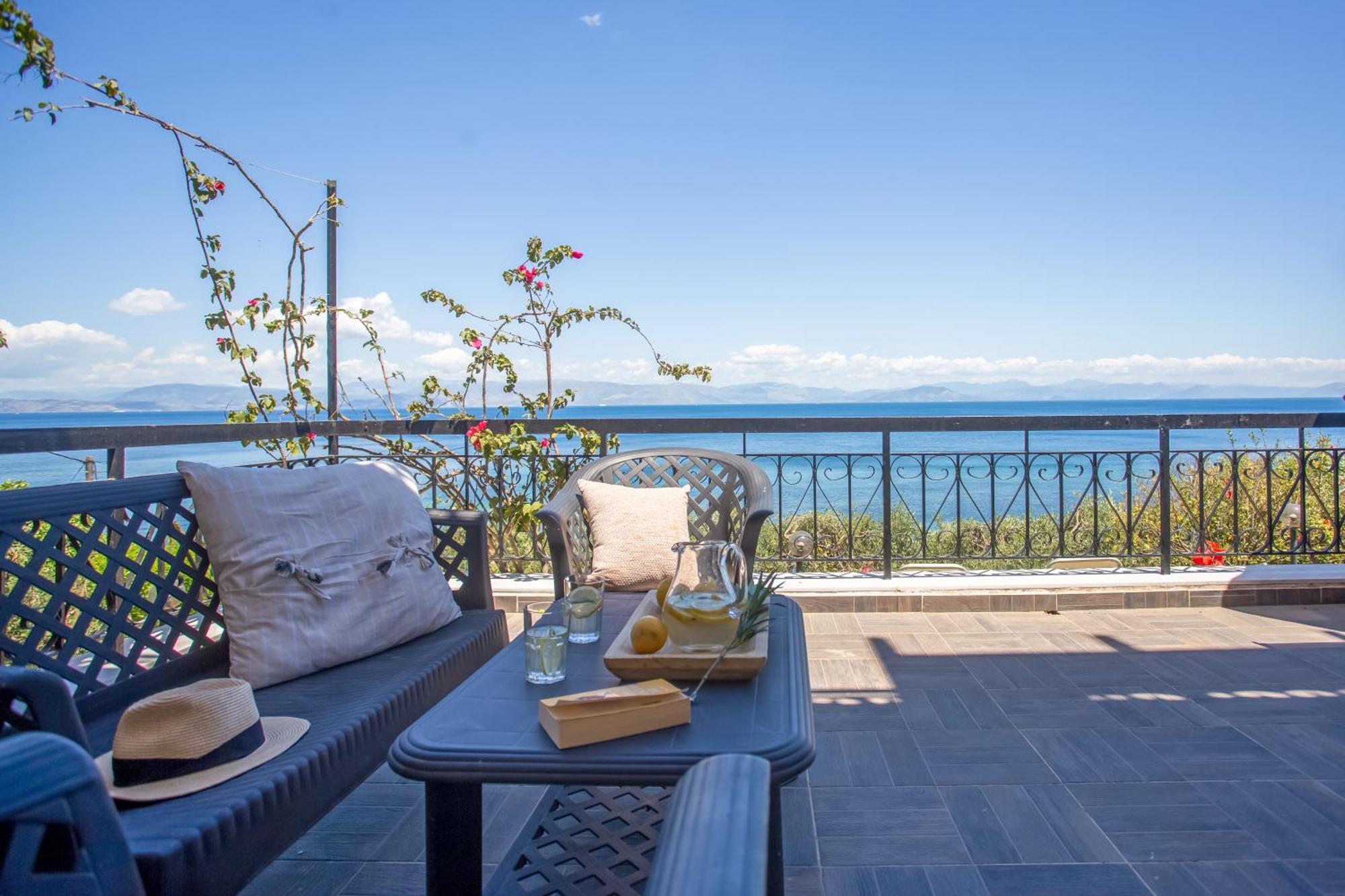 Ionian Kaizer Boutique Apartment Achilleion Bagian luar foto