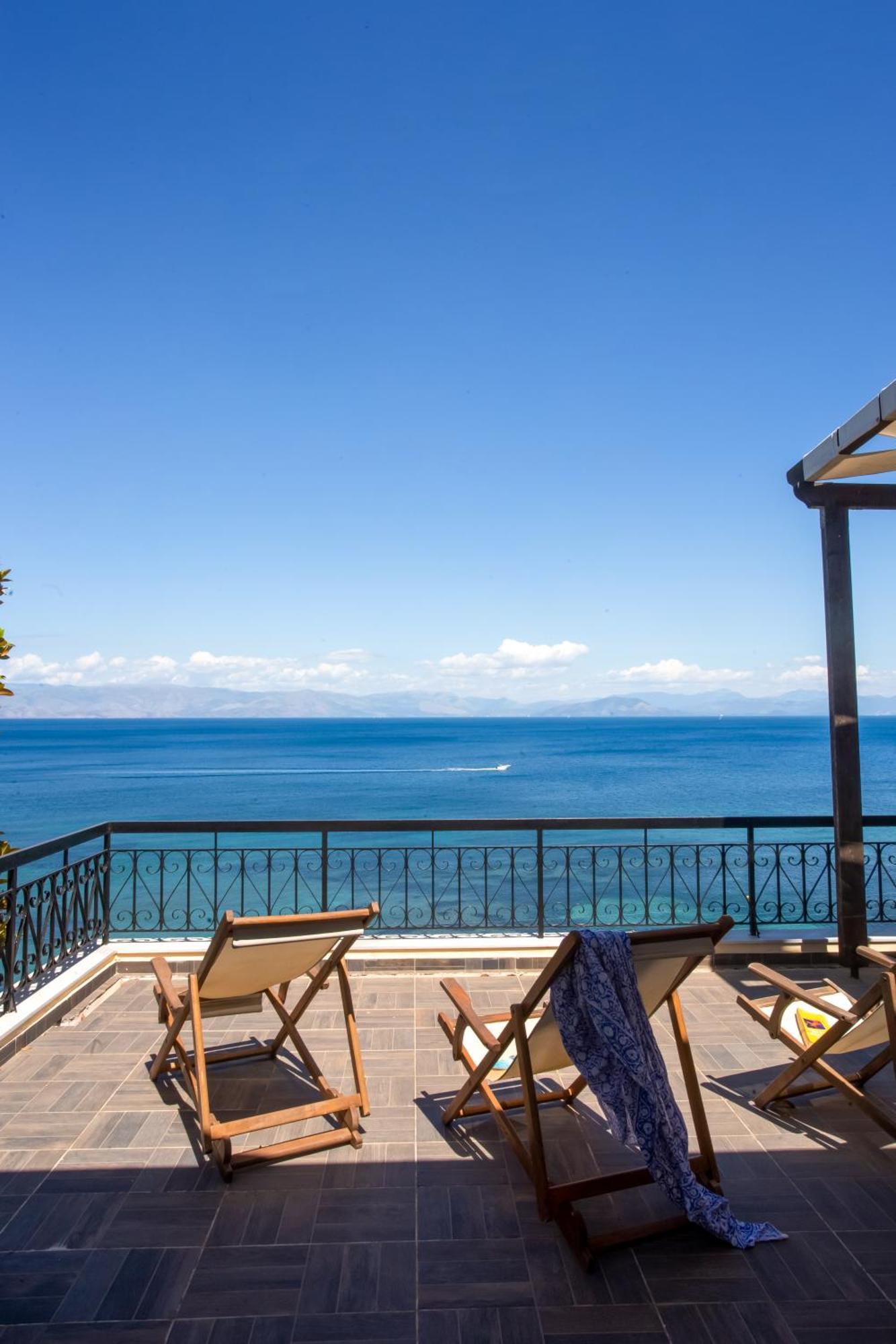 Ionian Kaizer Boutique Apartment Achilleion Bagian luar foto