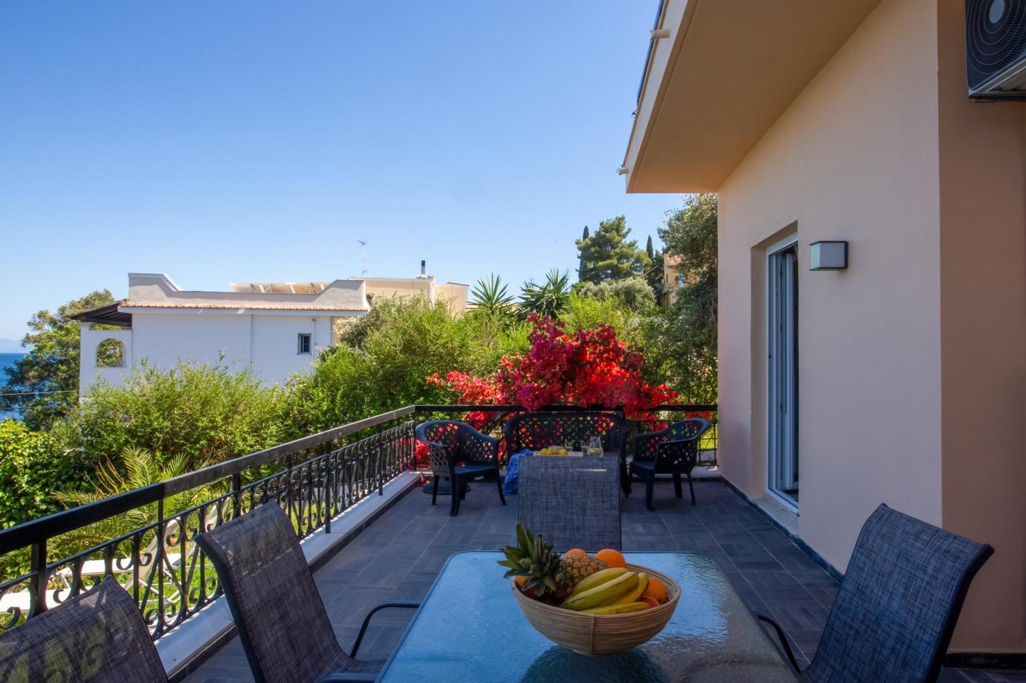 Ionian Kaizer Boutique Apartment Achilleion Bagian luar foto